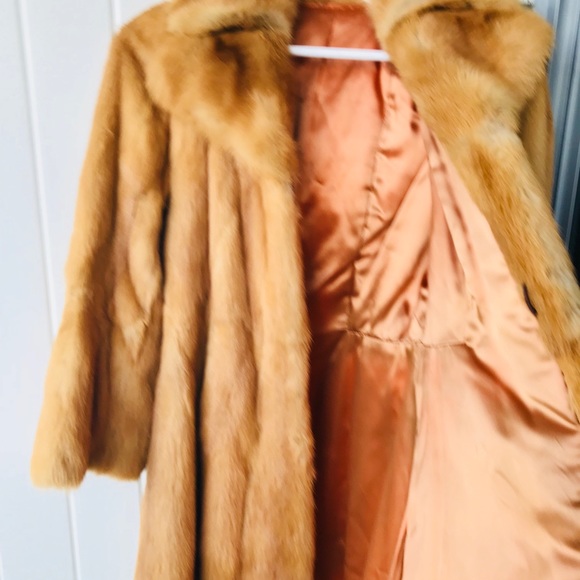 Fur Fox coat size Small - Picture 4 of 8